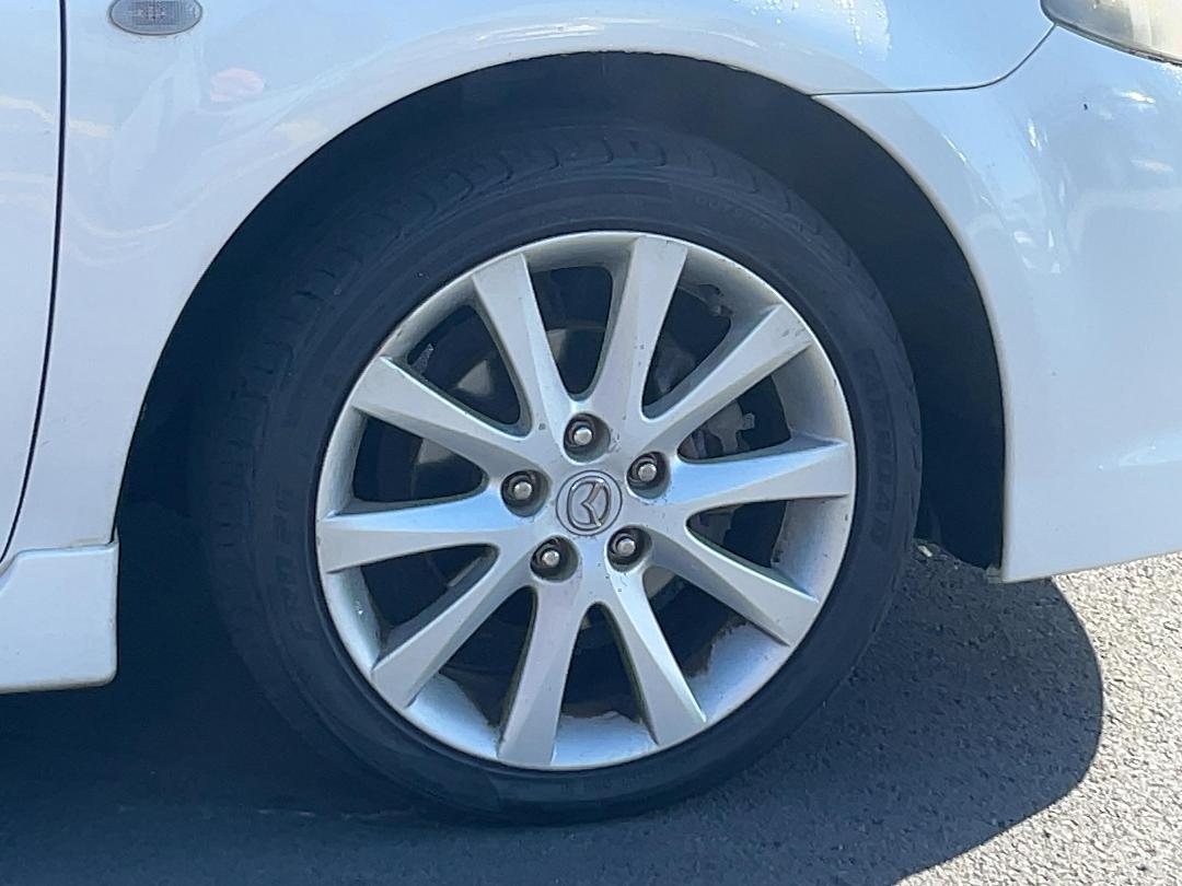 Photo '10' of Mazda Atenza