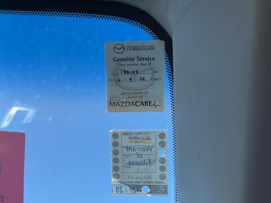 Photo '20' of Mazda Atenza