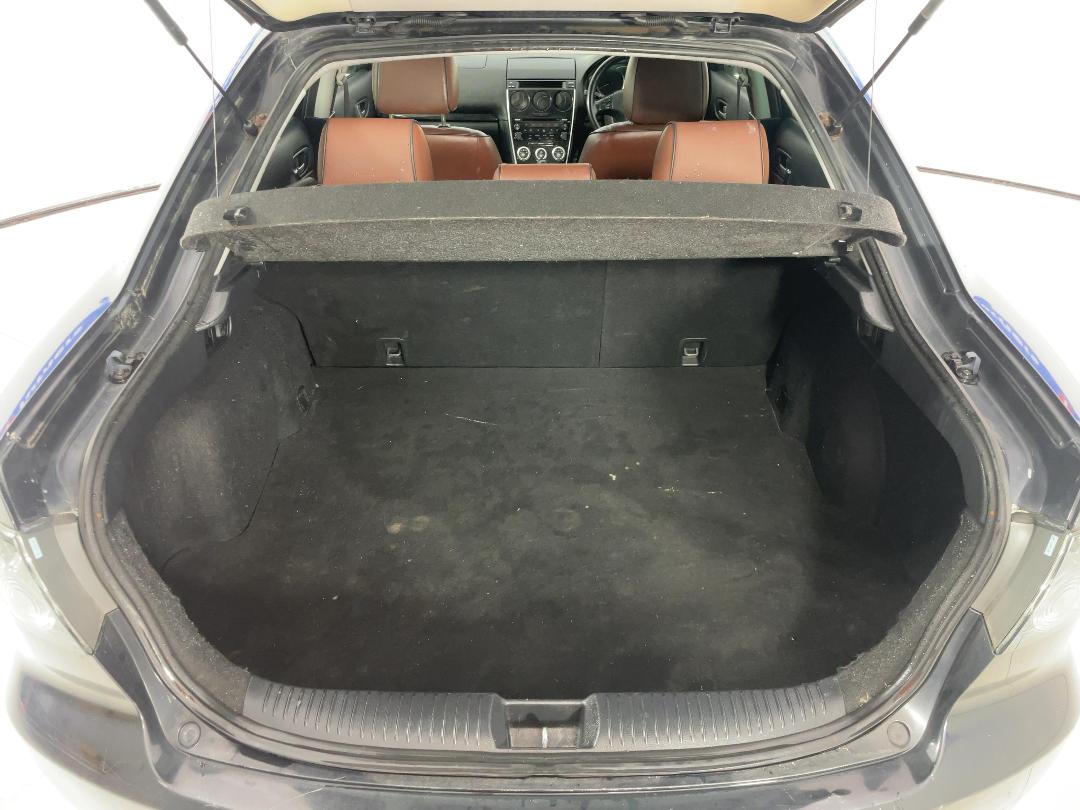 Photo '14' of Mazda Atenza Photo '14' of Mazda Atenza