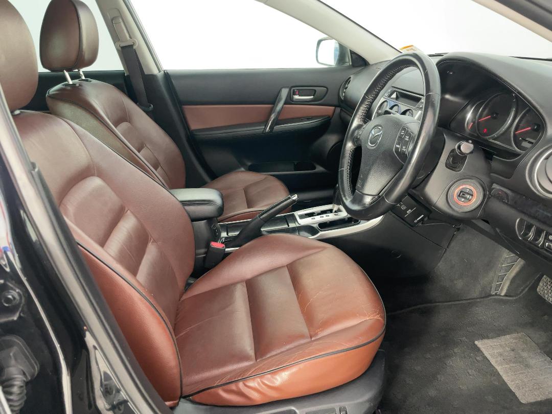 Photo '16' of Mazda Atenza Photo '16' of Mazda Atenza