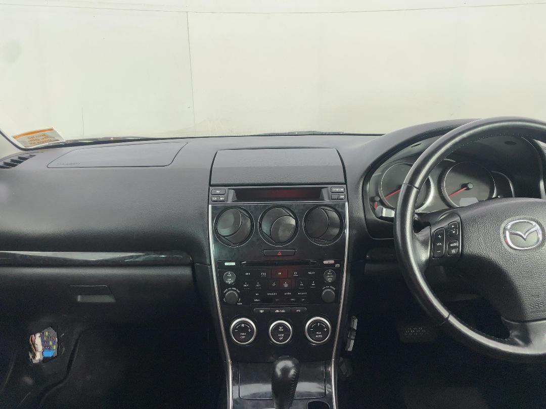 Photo '17' of Mazda Atenza Photo '17' of Mazda Atenza