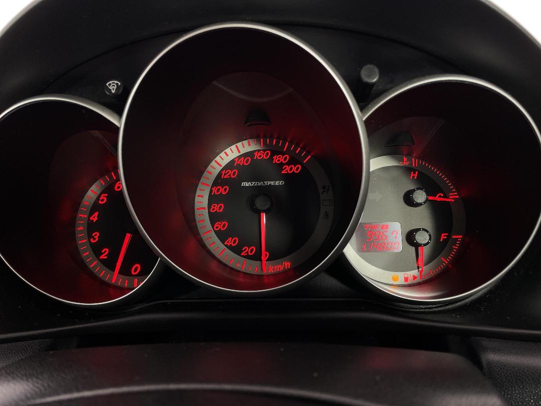 Photo '21' of Mazda Axela