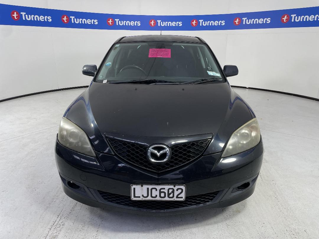 Photo '3' of Mazda Axela Photo '3' of Mazda Axela