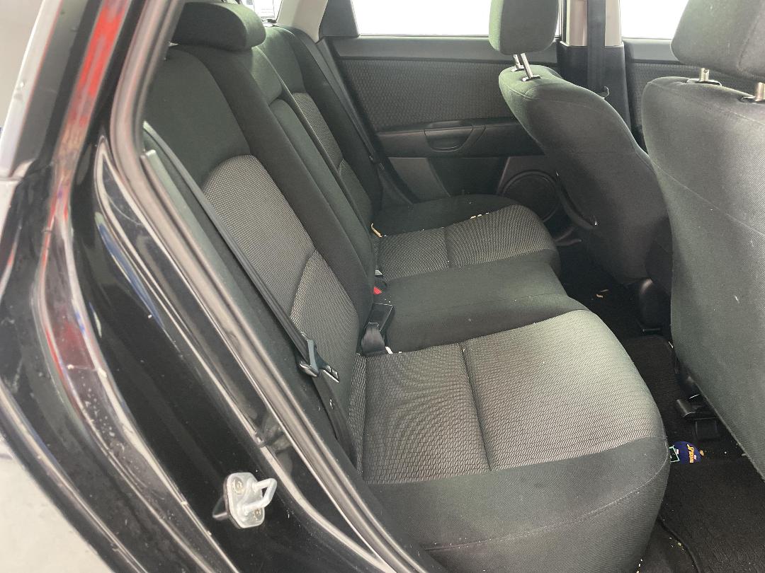 Photo '18' of Mazda Axela Photo '18' of Mazda Axela