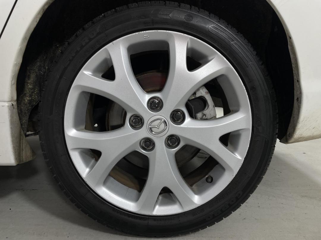 Photo '11' of Mazda Axela Photo '11' of Mazda Axela