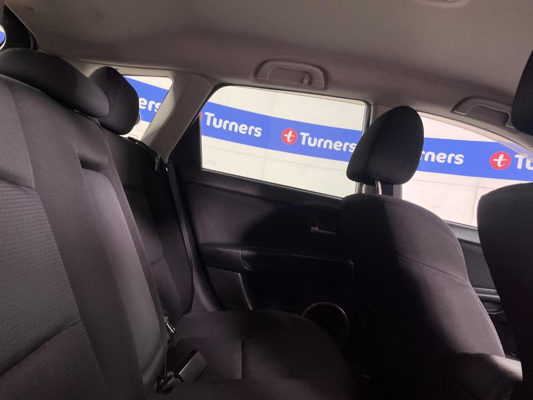 Photo '20' of Mazda Axela Photo '20' of Mazda Axela