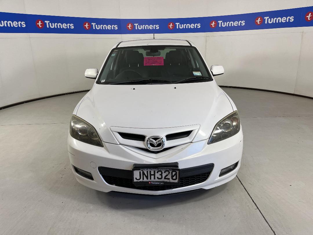 Photo '2' of Mazda Axela