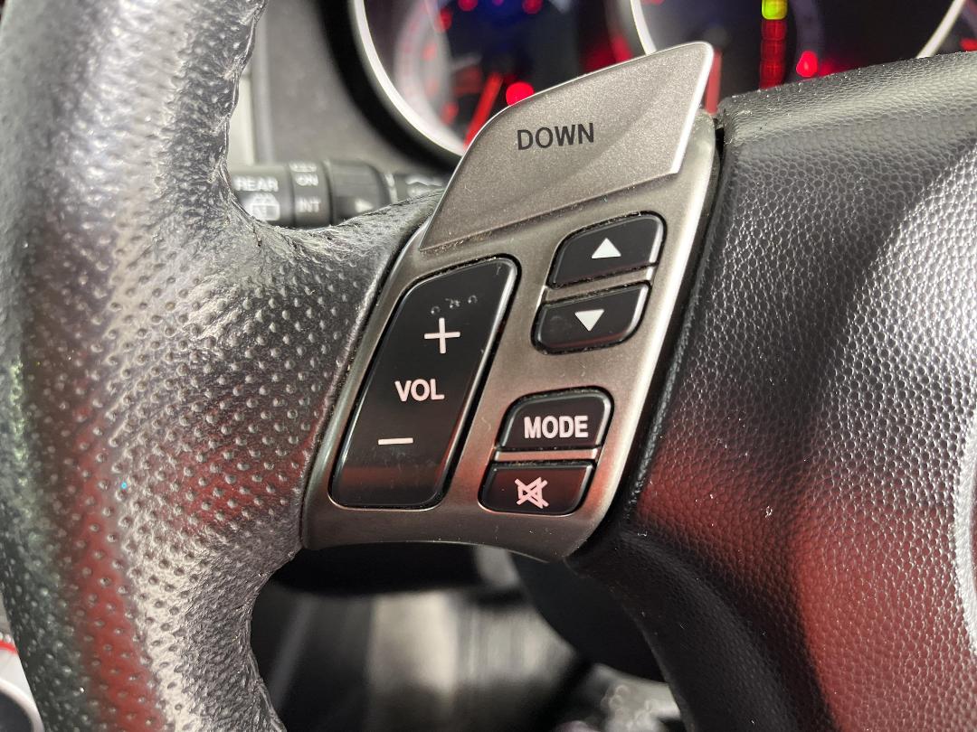 Photo '25' of Mazda Axela