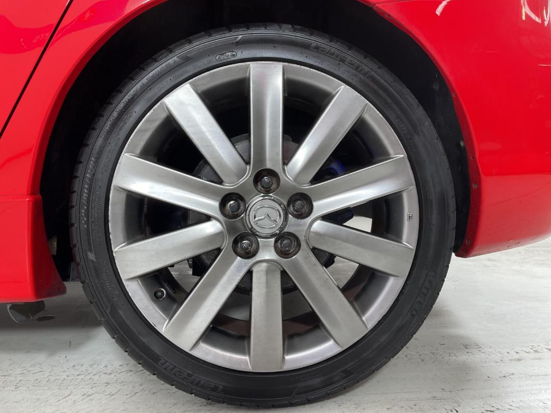 Photo '11' of Mazda Axela