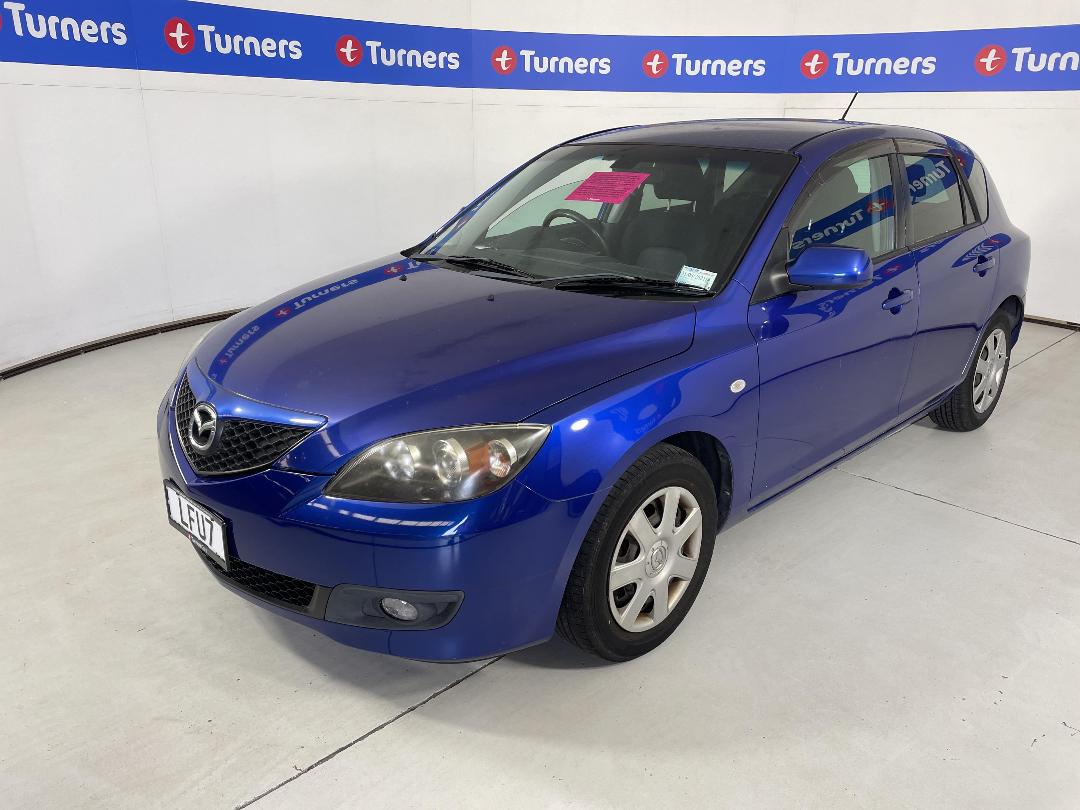 Photo '3' of Mazda Axela