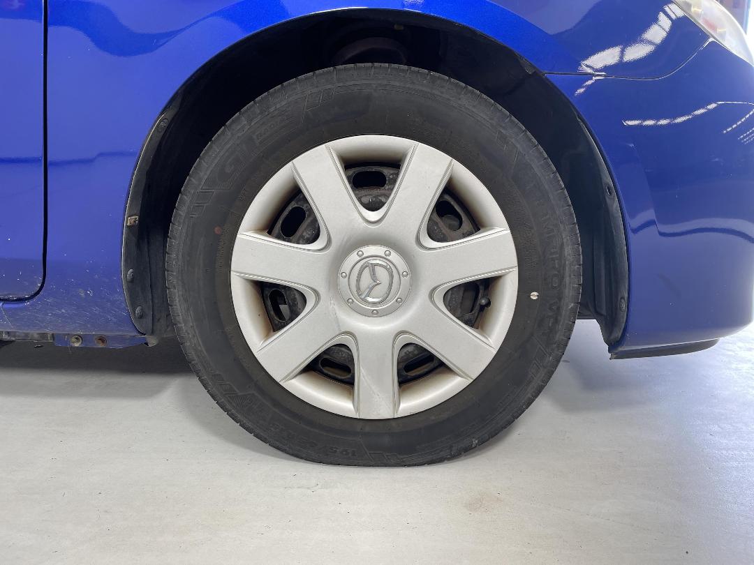 Photo '7' of Mazda Axela