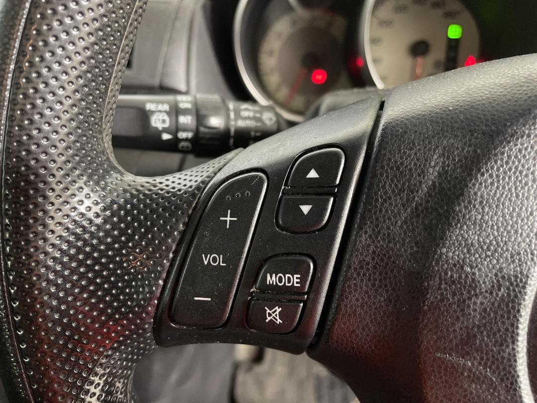 Photo '23' of Mazda Axela