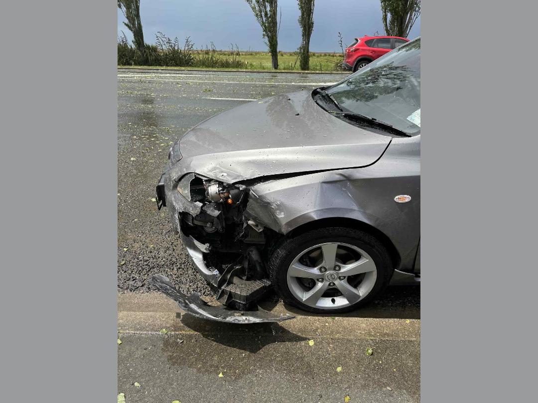 Photo '2' of Mazda Axela Photo '2' of Mazda Axela