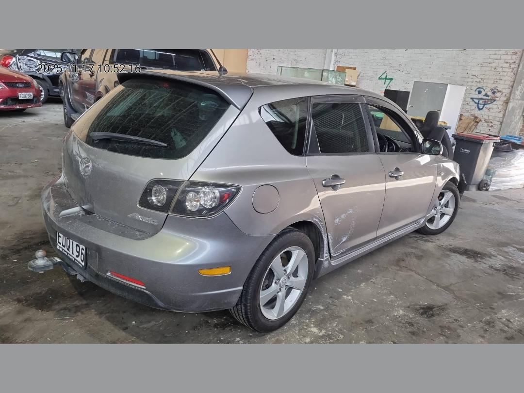 Photo '6' of Mazda Axela Photo '6' of Mazda Axela