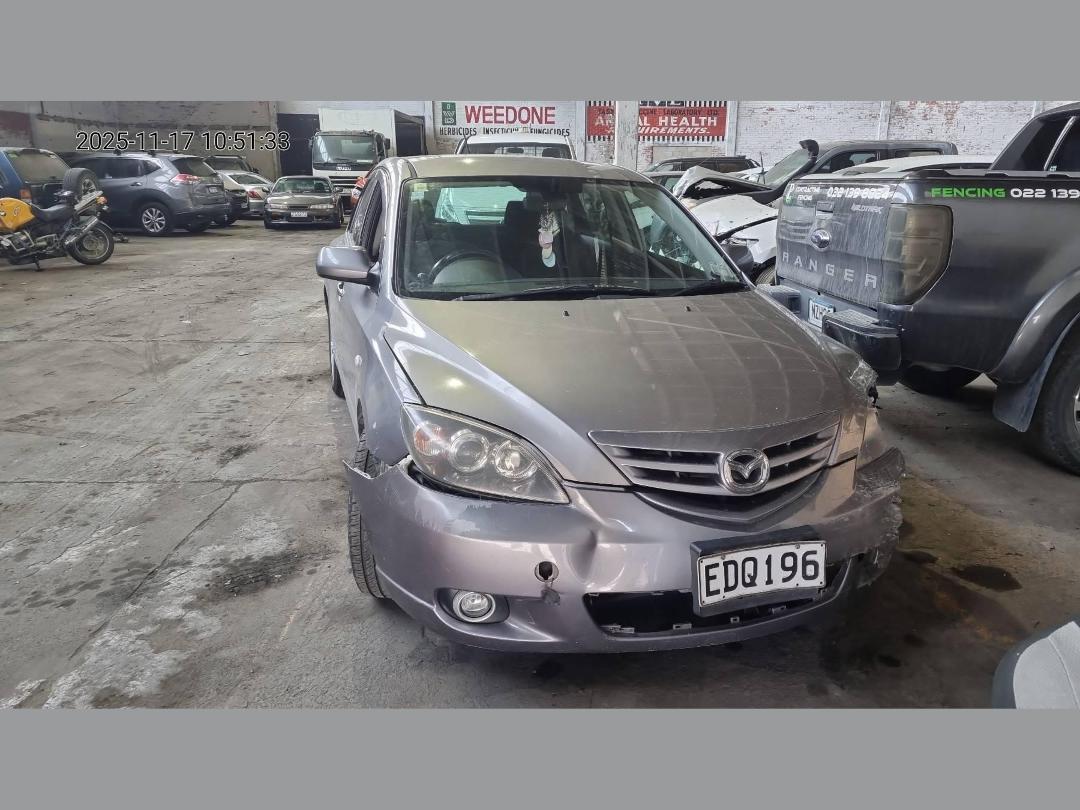 Photo '7' of Mazda Axela Photo '7' of Mazda Axela