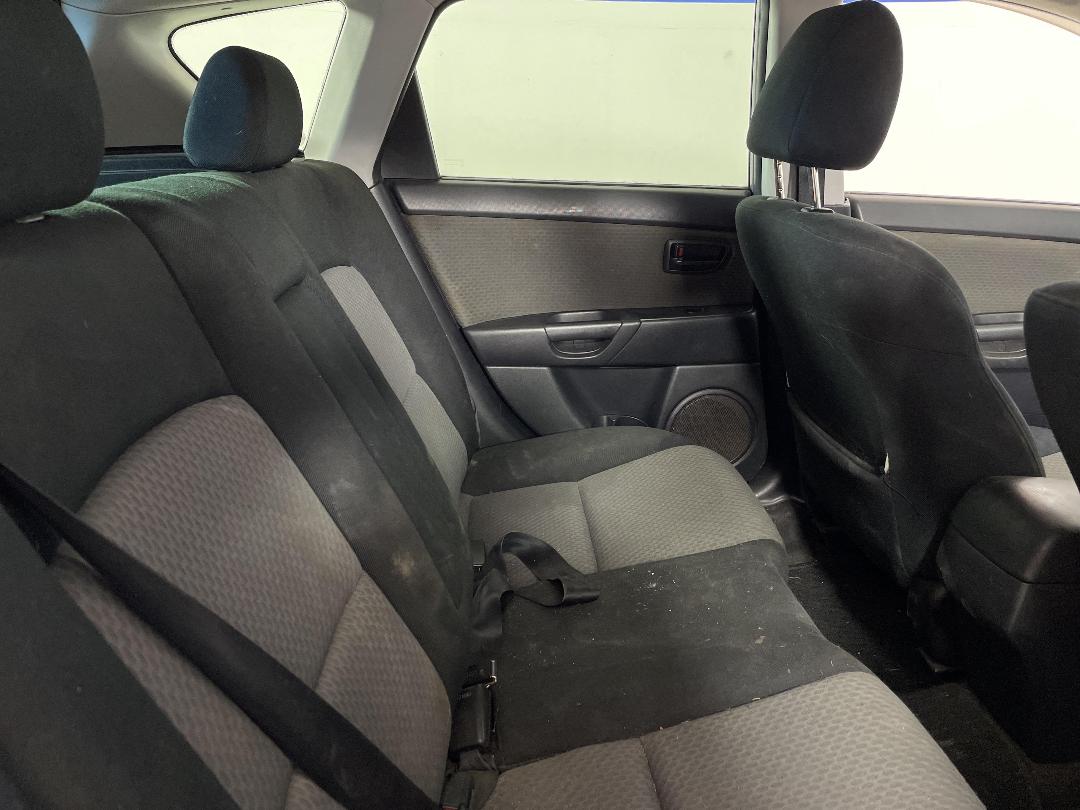 Photo '20' of Mazda Axela