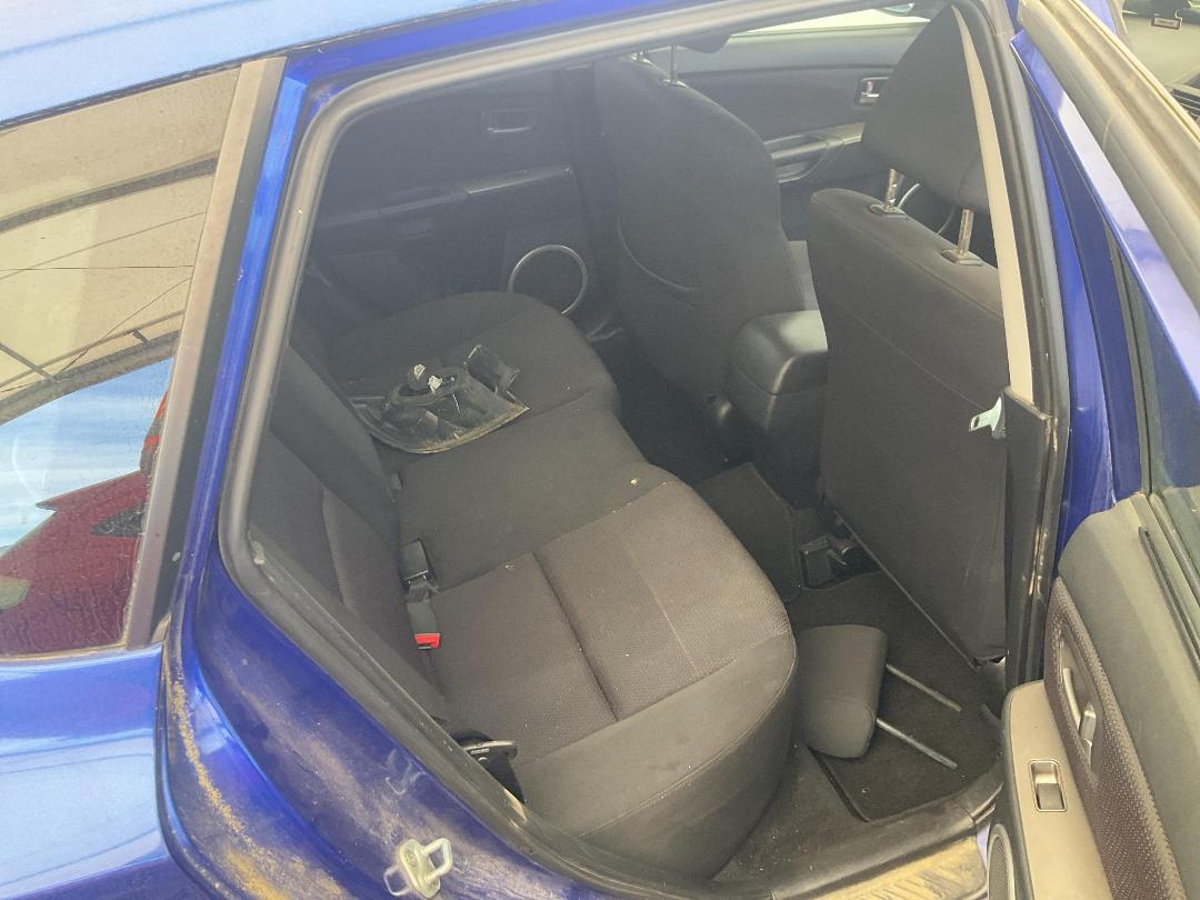 Photo '24' of Mazda Axela Photo '24' of Mazda Axela