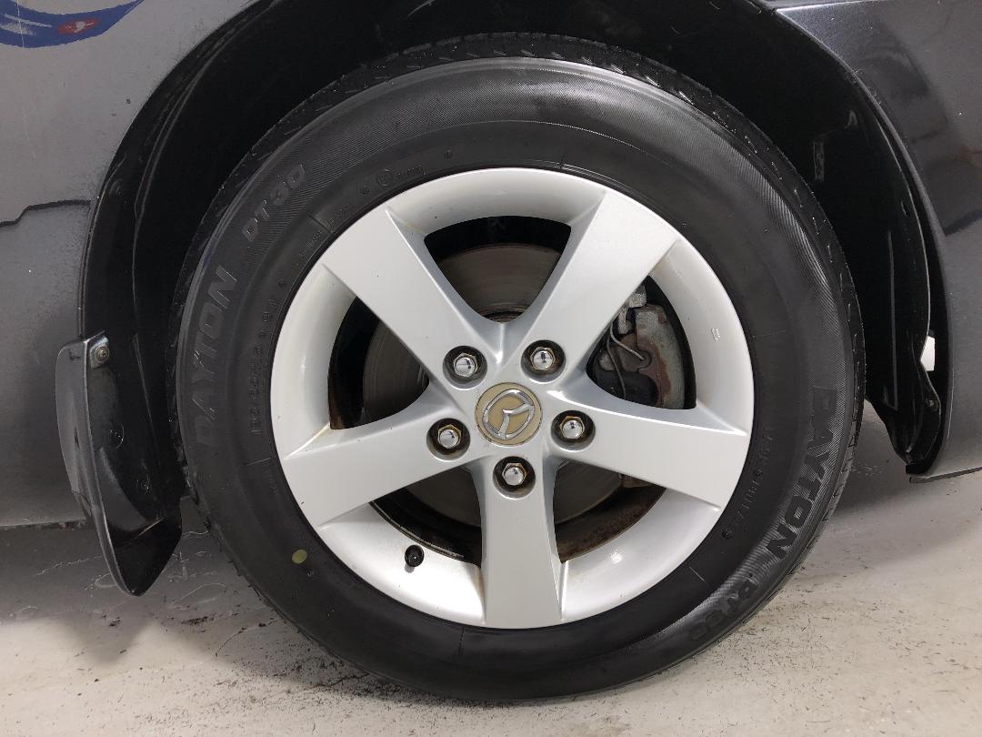 Photo '9' of Mazda Axela