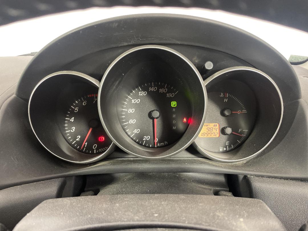 Photo '21' of Mazda Axela