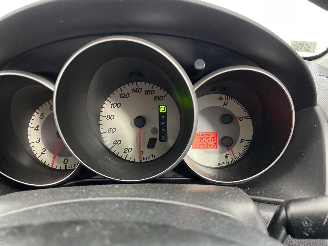 Photo '21' of Mazda Axela