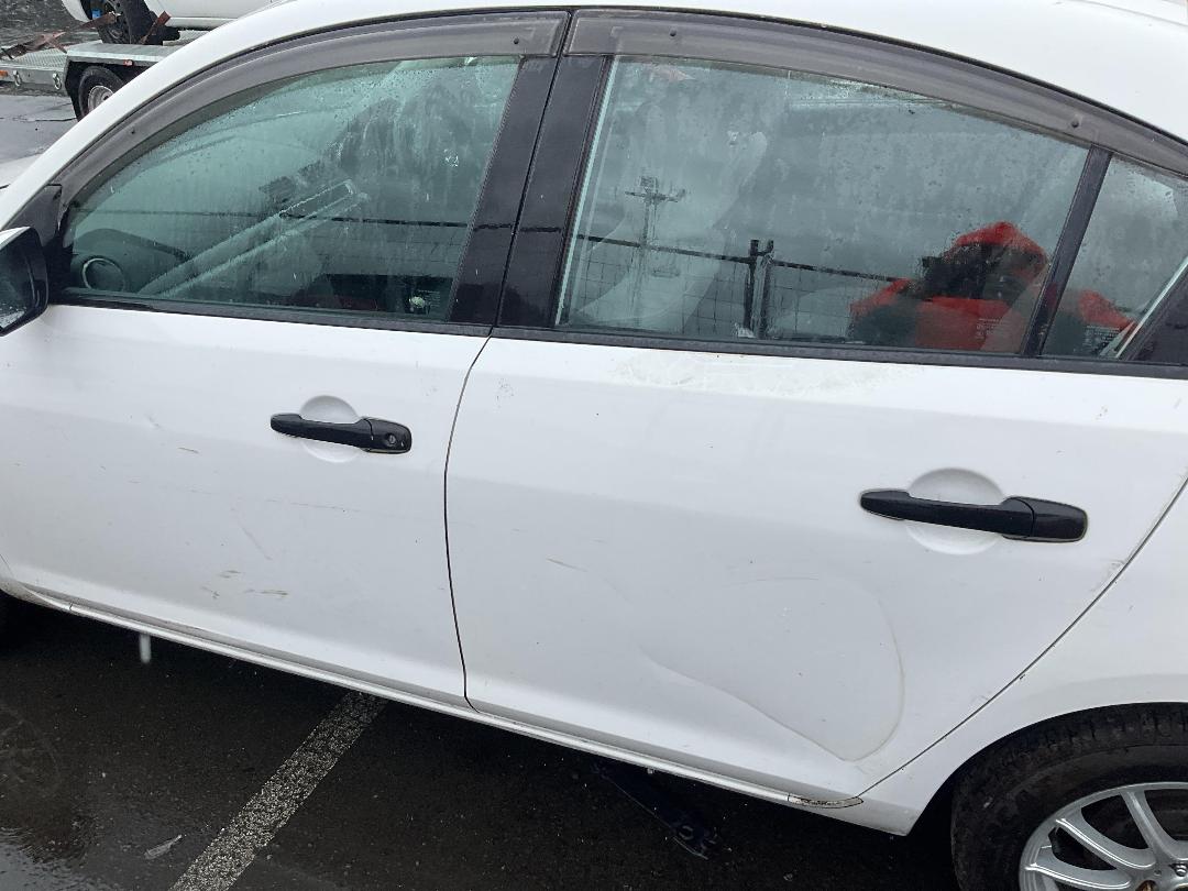 Photo '12' of Mazda Axela Photo '12' of Mazda Axela