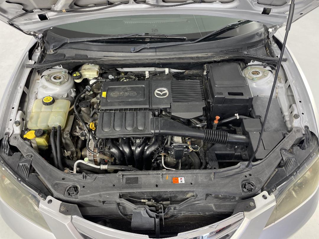 Photo '13' of Mazda Axela