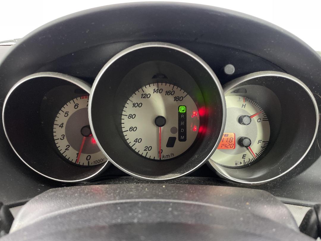 Photo '21' of Mazda Axela