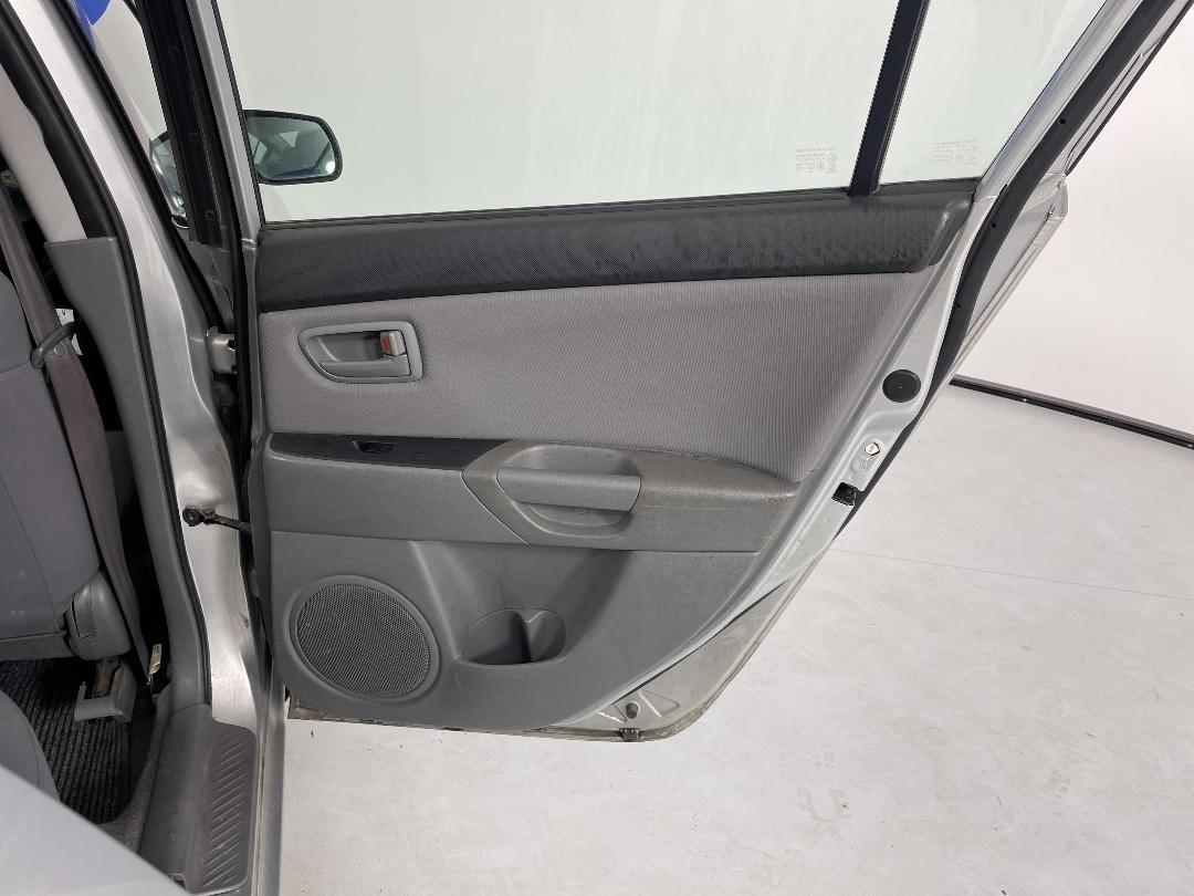 Photo '19' of Mazda Axela