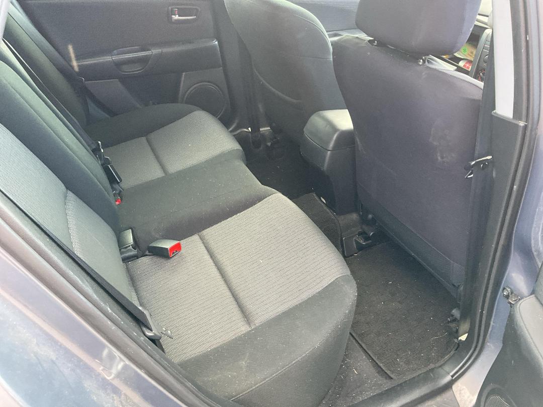 Photo '11' of Mazda Axela Photo '11' of Mazda Axela