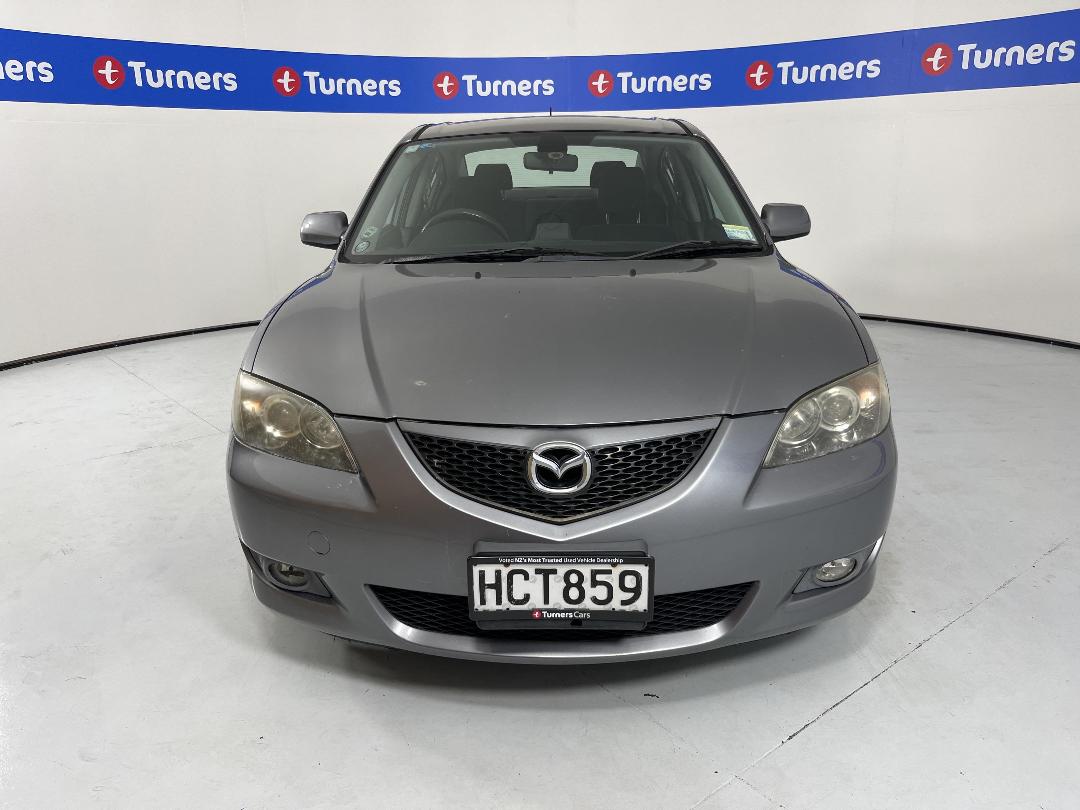 Photo '2' of Mazda Axela