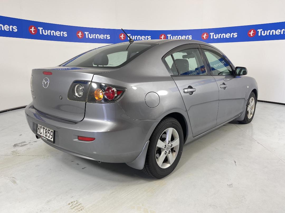 Photo '7' of Mazda Axela