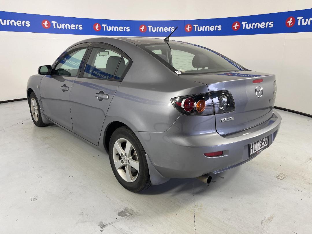 Photo '5' of Mazda Axela