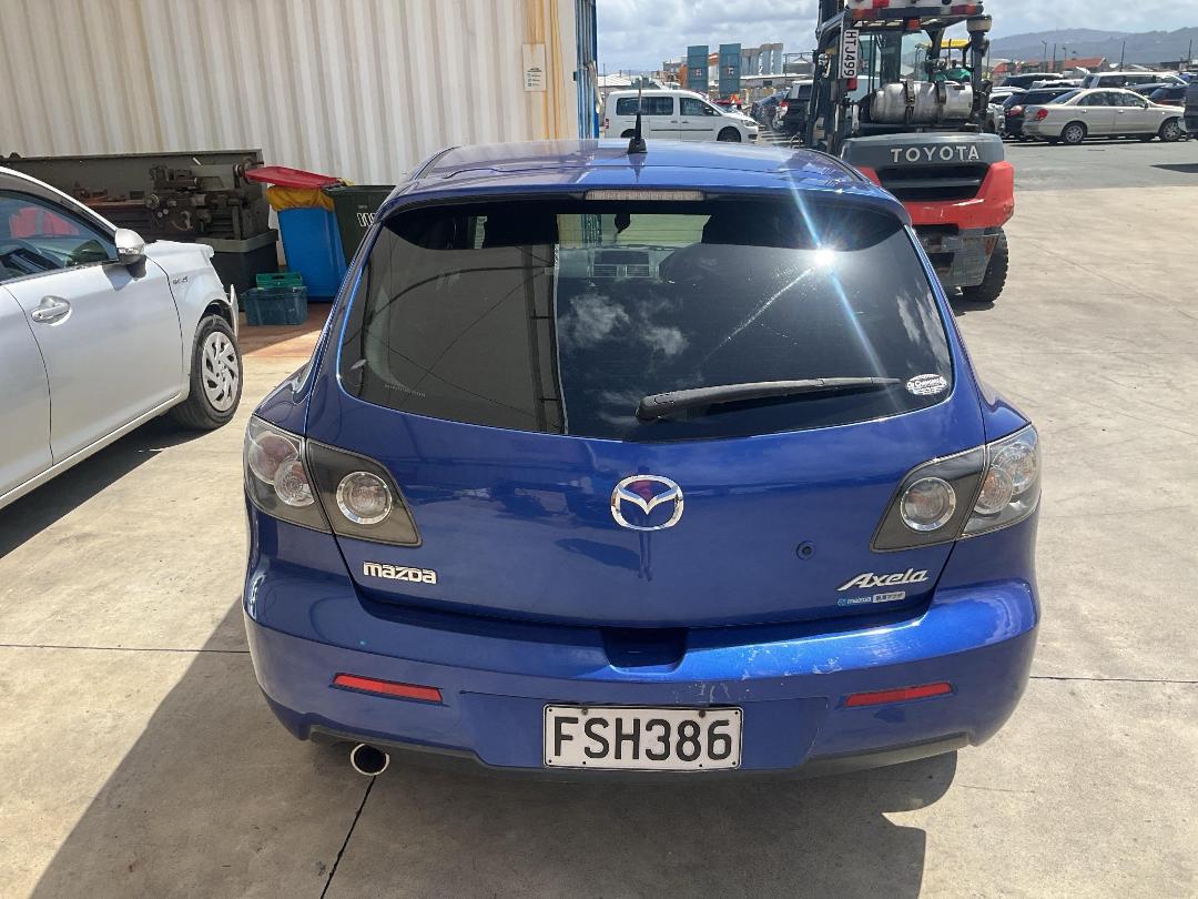 Photo '4' of Mazda Axela