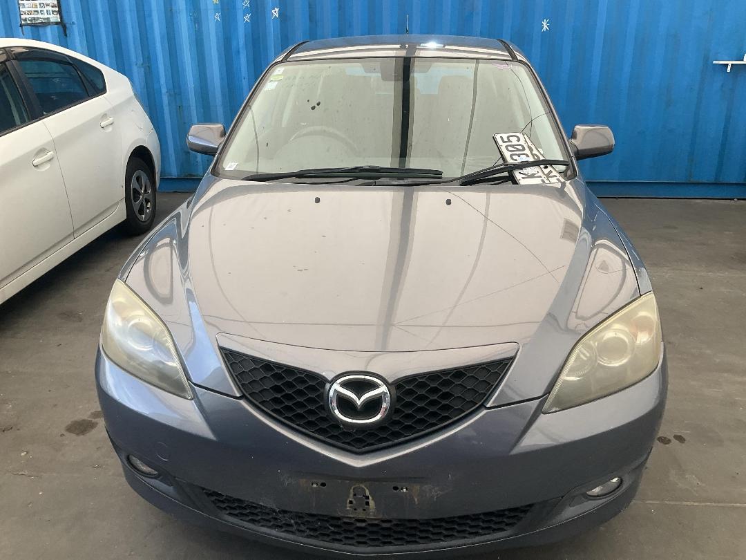 Photo '2' of Mazda Axela