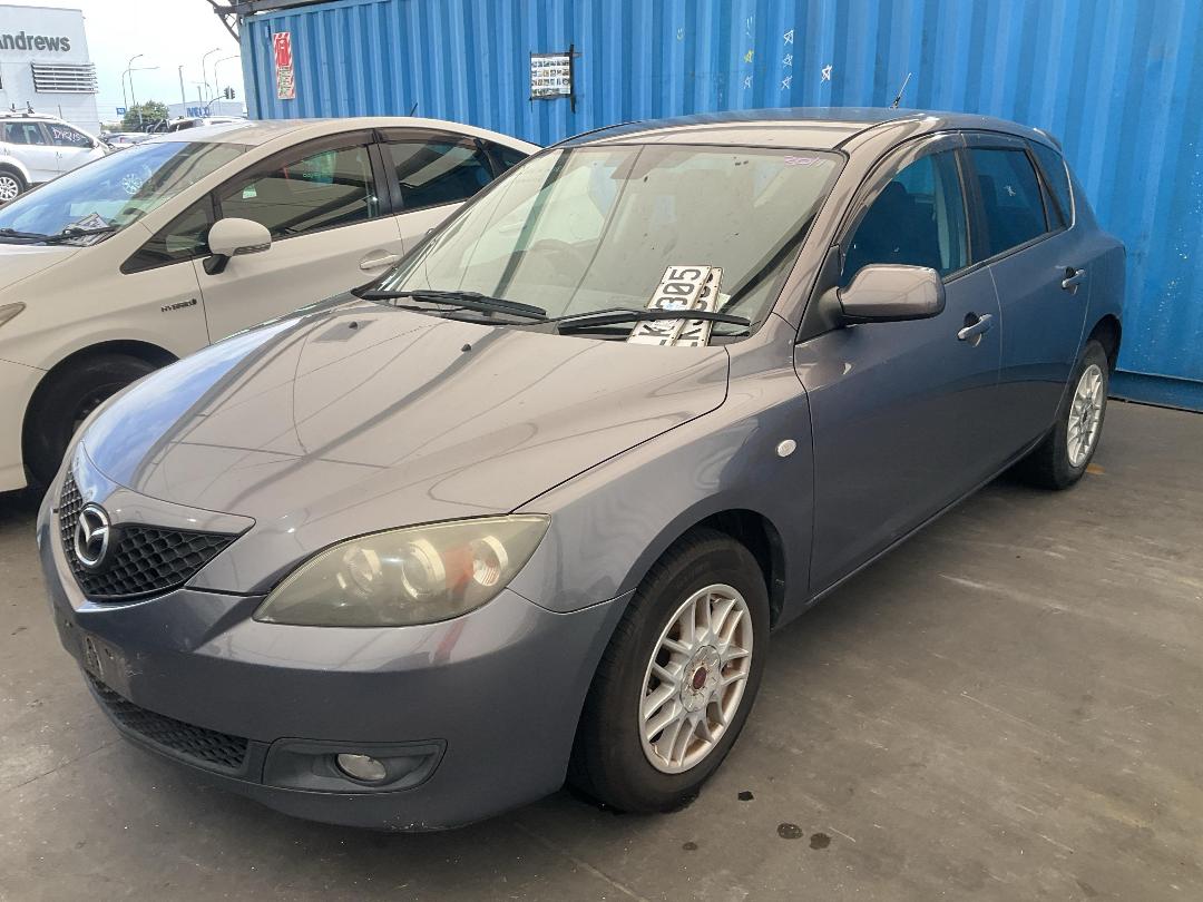 Photo '3' of Mazda Axela