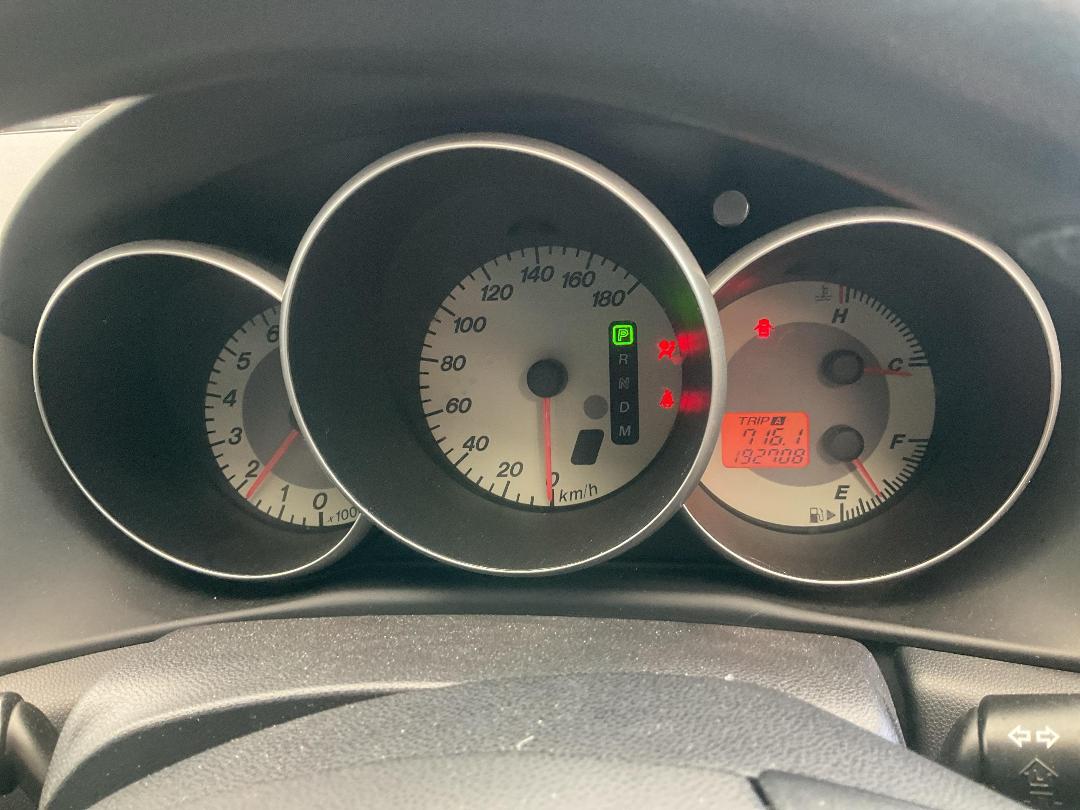 Photo '8' of Mazda Axela