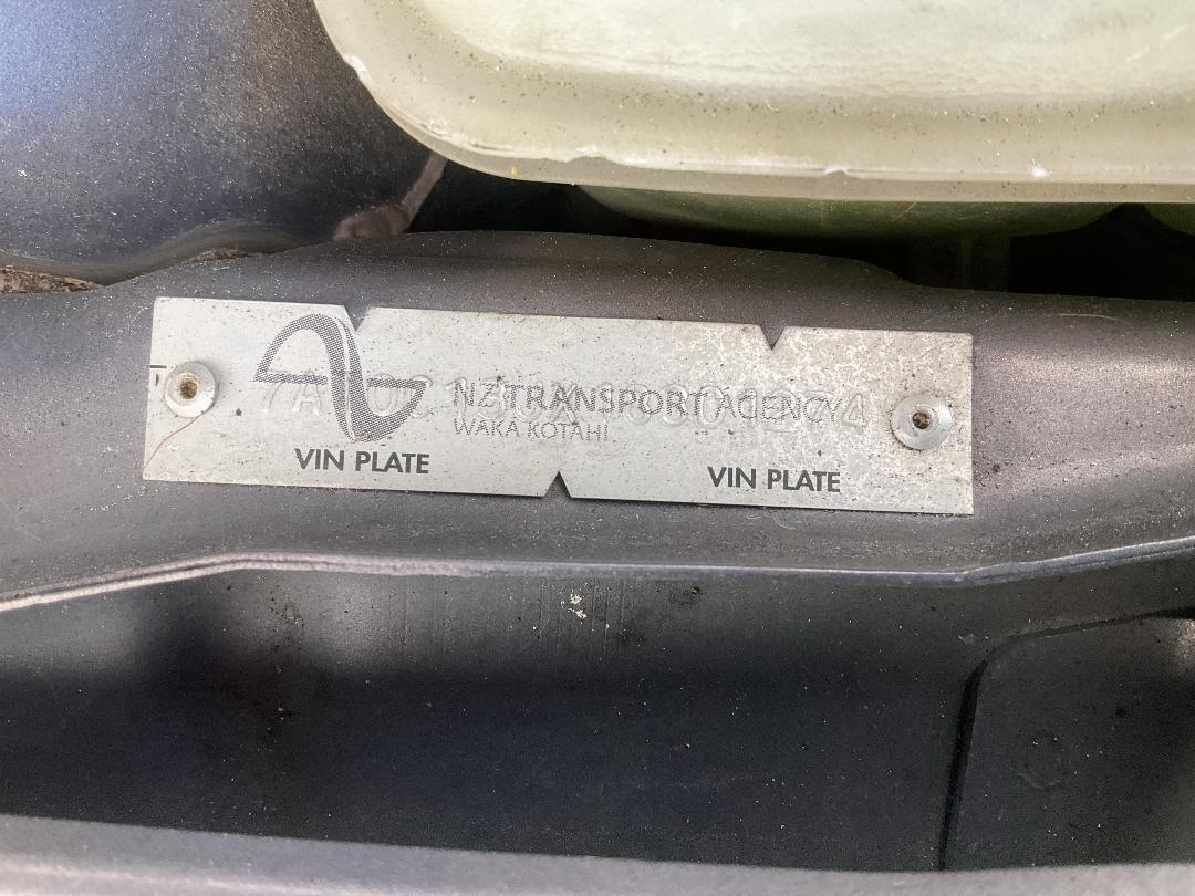 Photo '13' of Mazda Axela