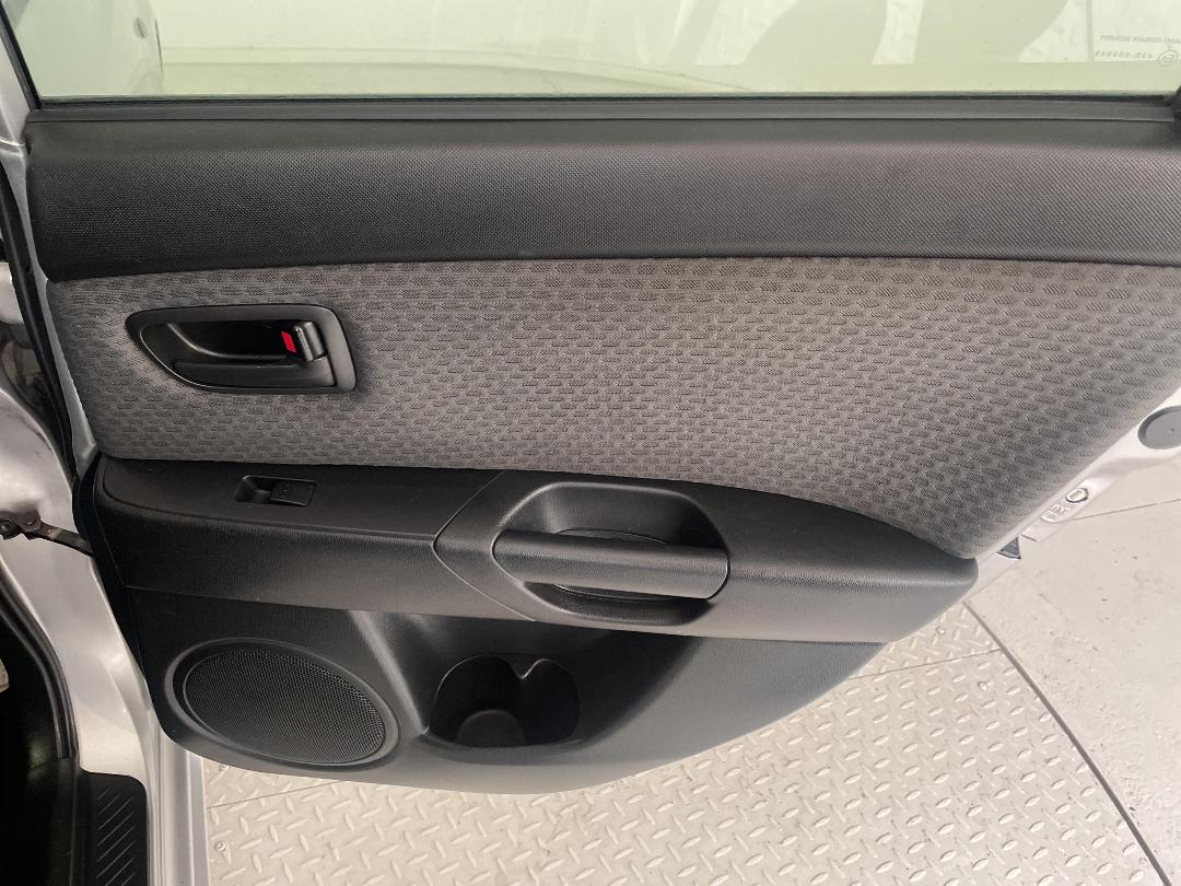 Photo '19' of Mazda Axela Photo '19' of Mazda Axela