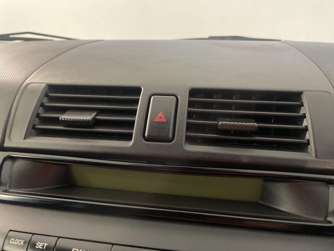 Photo '28' of Mazda Axela Photo '28' of Mazda Axela