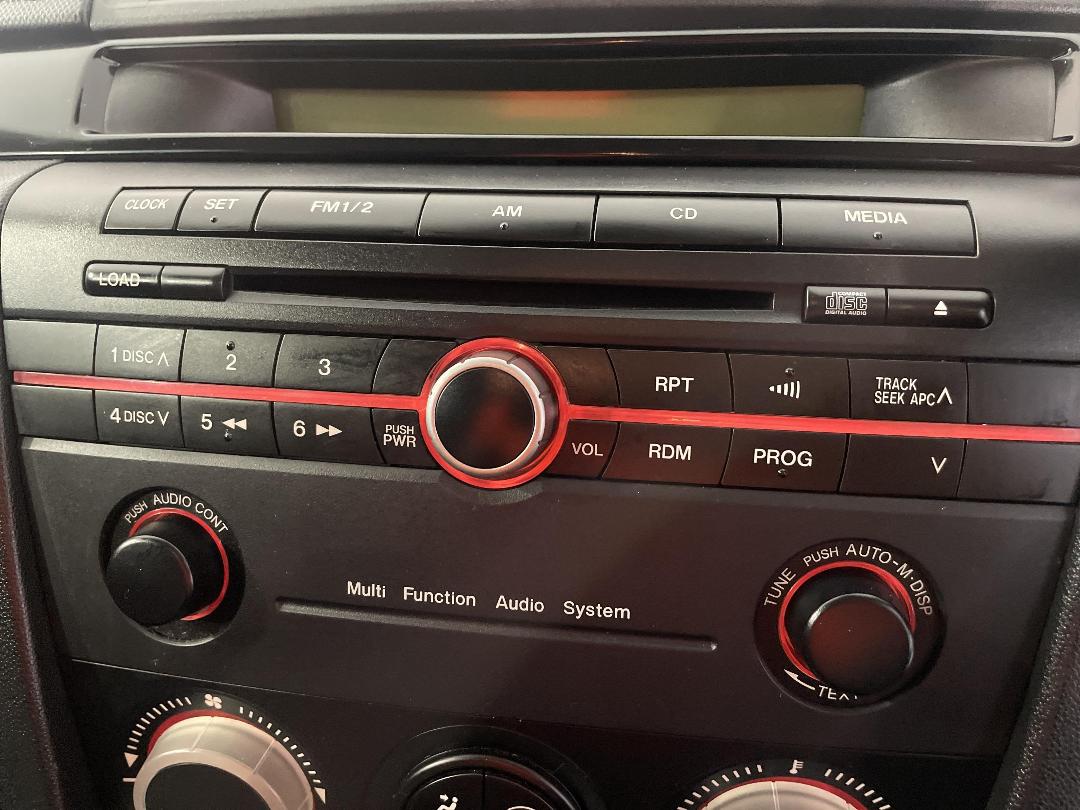 Photo '29' of Mazda Axela Photo '29' of Mazda Axela