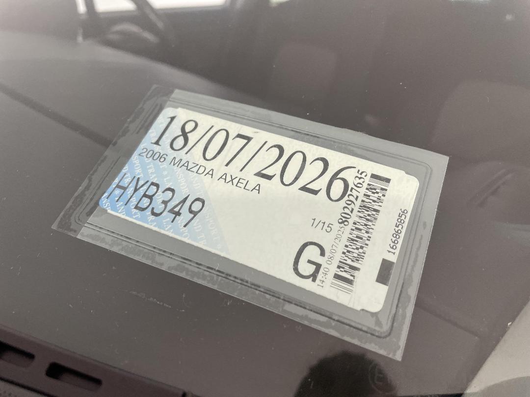 Photo '34' of Mazda Axela Photo '34' of Mazda Axela