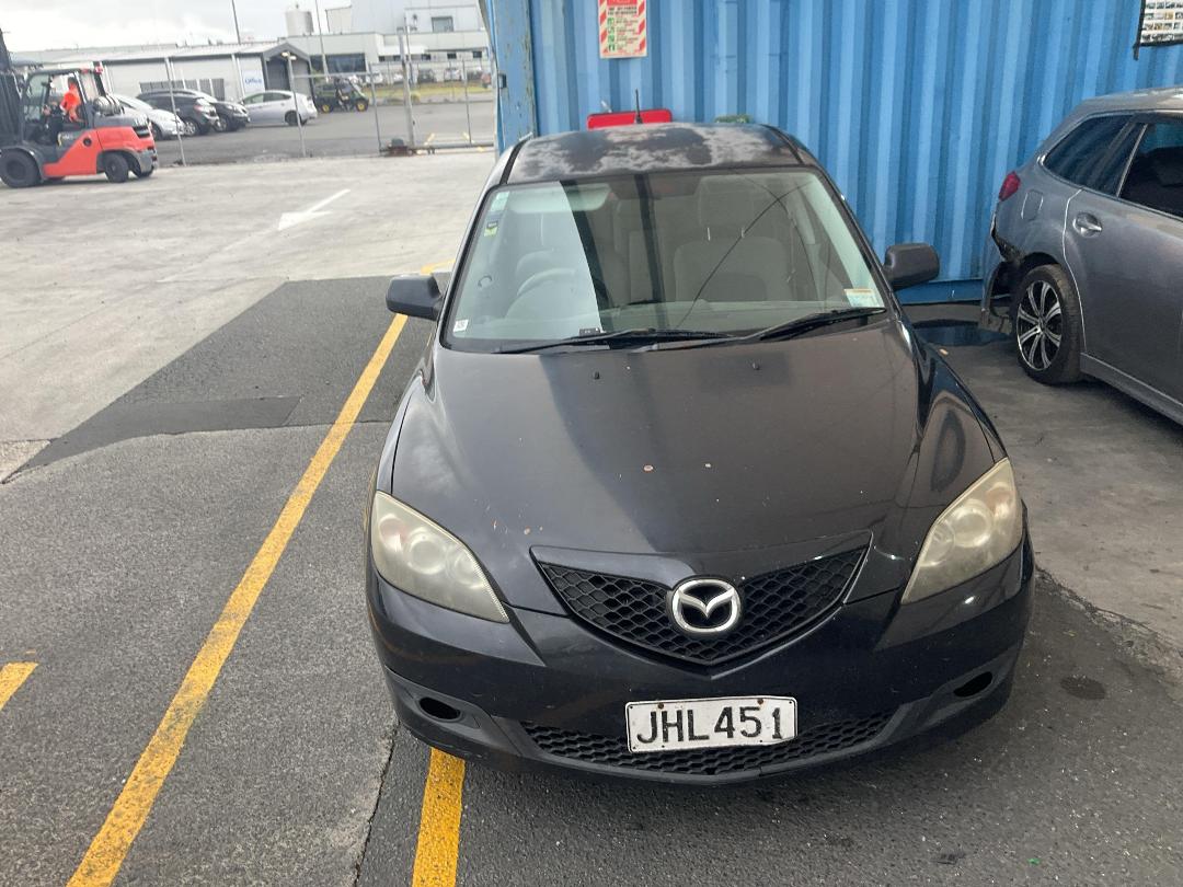 Photo '5' of Mazda Axela Photo '5' of Mazda Axela