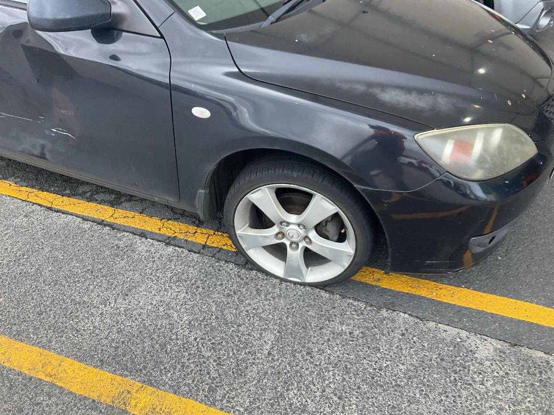 Photo '2' of Mazda Axela Photo '2' of Mazda Axela