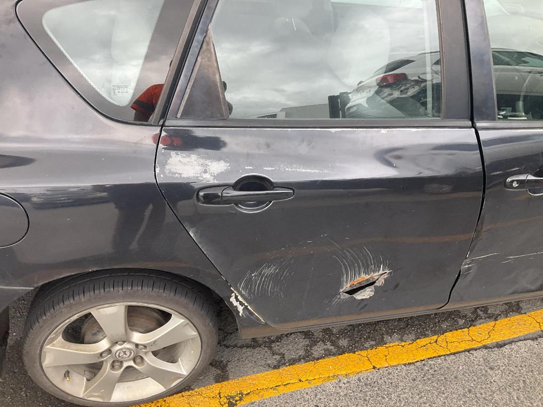 Photo '15' of Mazda Axela Photo '15' of Mazda Axela