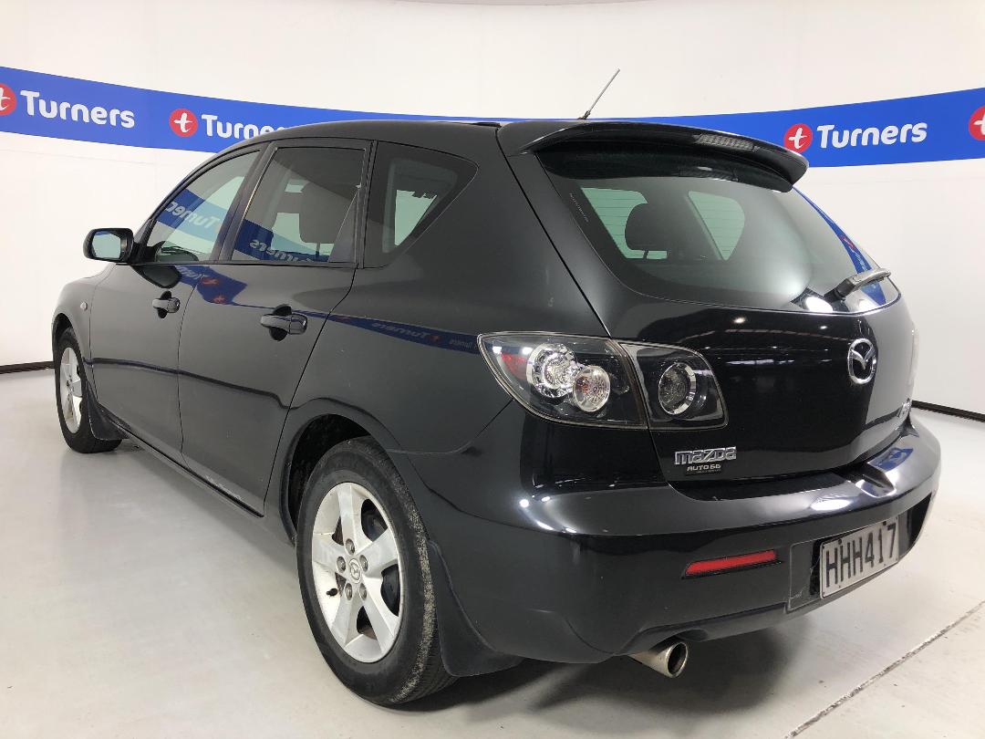 Photo '10' of Mazda Axela