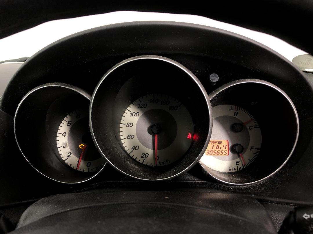 Photo '16' of Mazda Axela