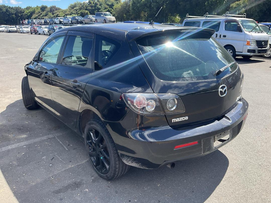 Photo '3' of Mazda Axela Sport Photo '3' of Mazda Axela Sport