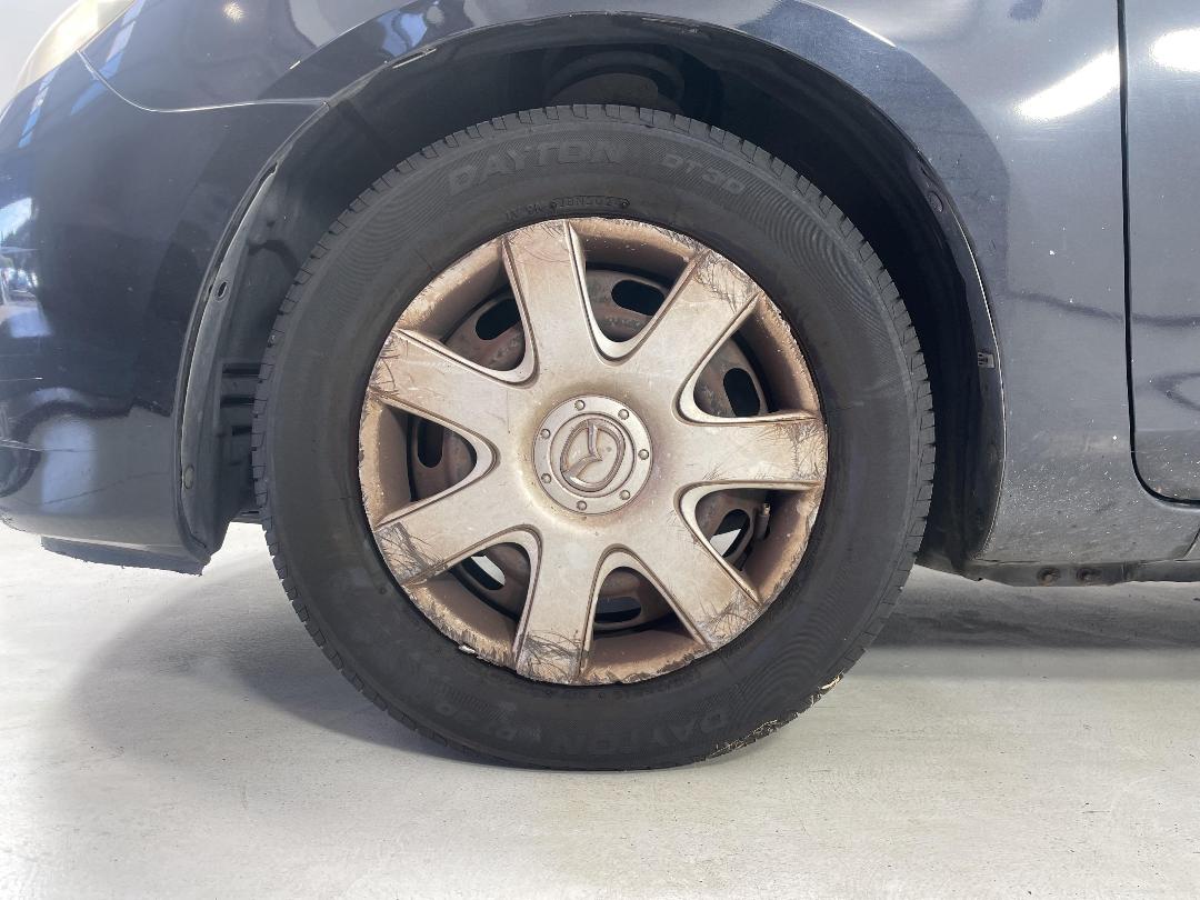 Photo '5' of Mazda Axela