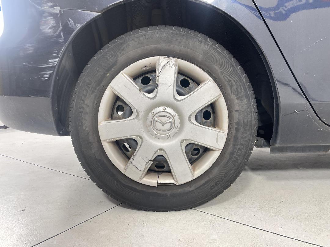 Photo '8' of Mazda Axela