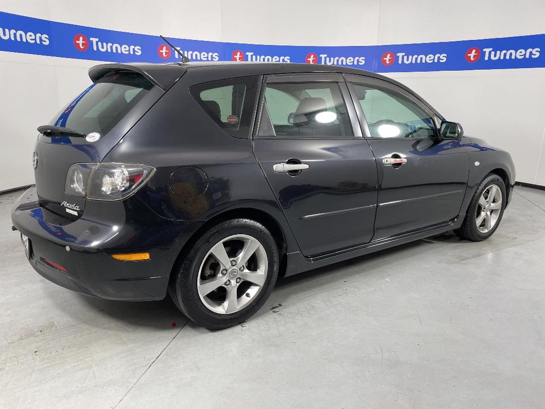 Photo '7' of Mazda Axela Photo '7' of Mazda Axela